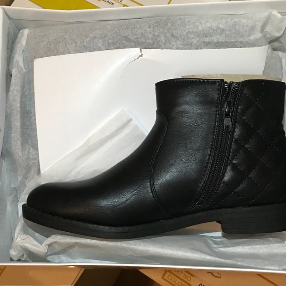 one 5, one 6, three 7, three 8, two 9 and one 10. - Picture 1 of 2